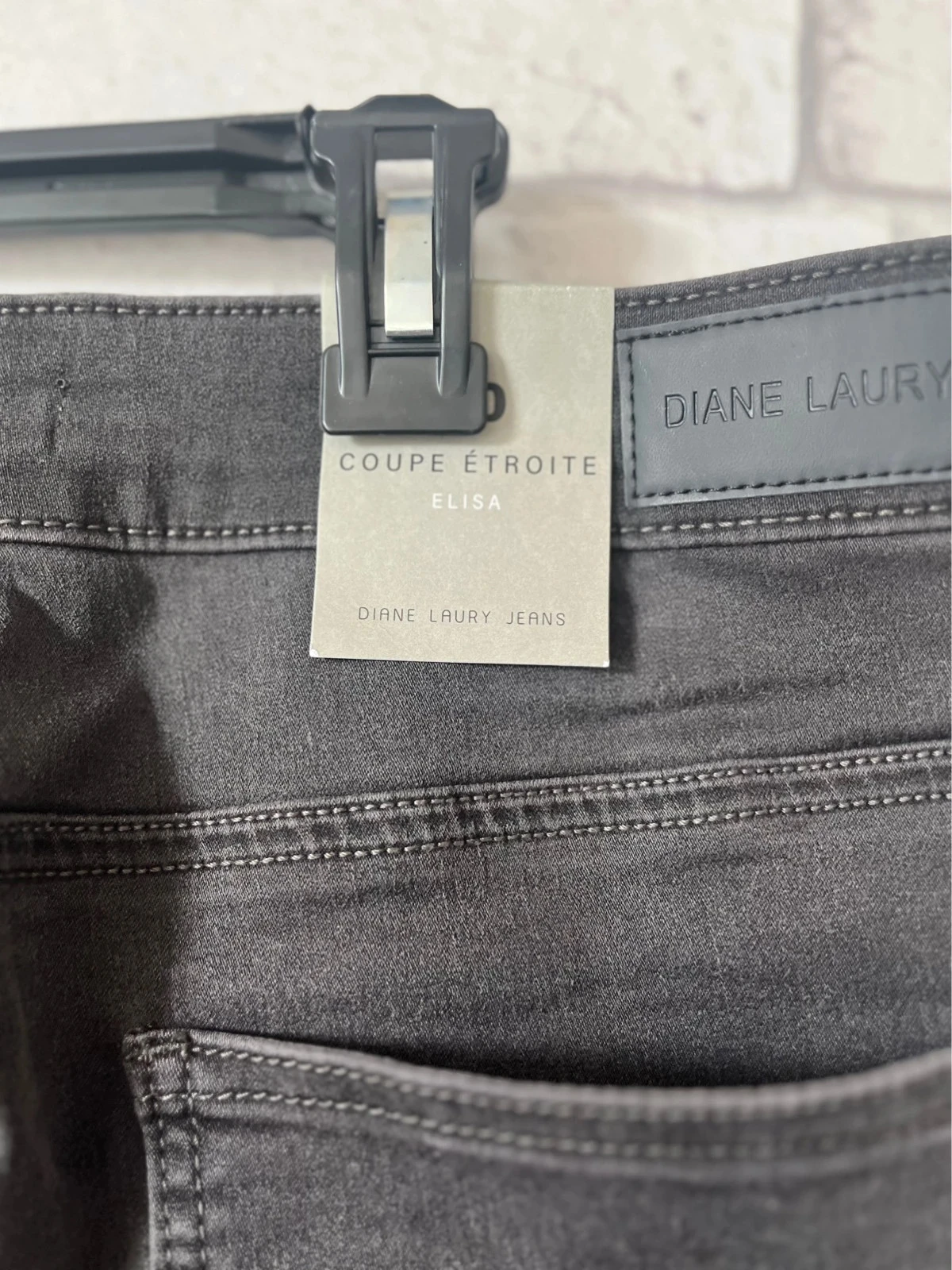Jean femme Diane Laury – Modèle Elisa – Taille 50 – Neuf avec étiquette – Gris foncé – photo 4